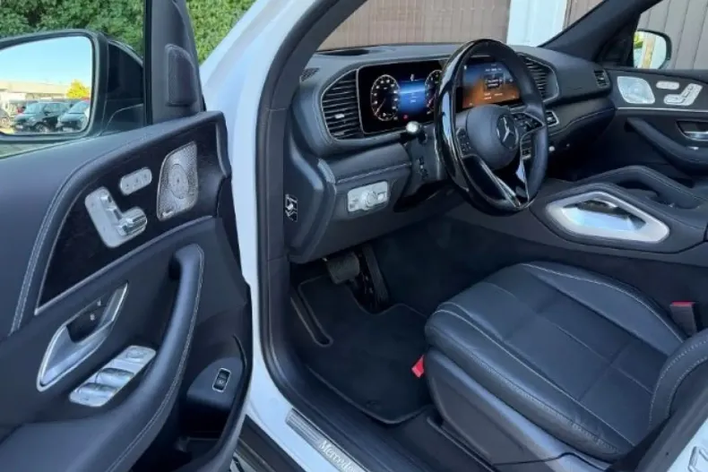 Mercedes-Benz GLE 580 (Clasa GLE) din 2024 cu 12.500 km - oferta MER197465 - foto 8