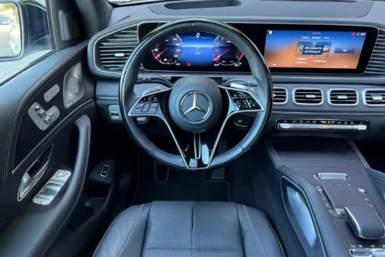 Mercedes-Benz GLE 580 (Clasa GLE) din 2024 cu 12.500 km - oferta MER197465 - foto 11