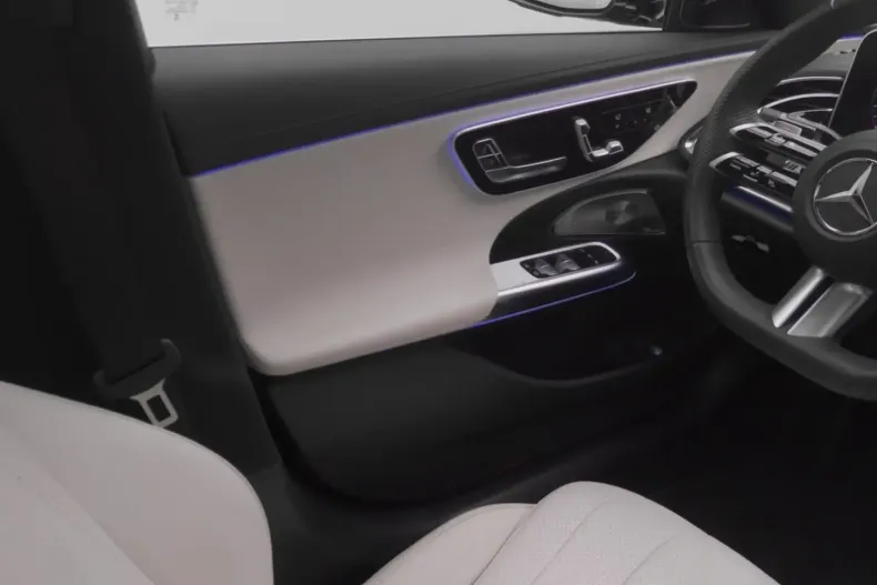 Mercedes-Benz E 200 (Clasa E) din 2025 cu 25.852 km - oferta MER197466 - foto 23