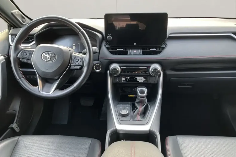 Toyota RAV4 din 2024 cu 43.521 km - oferta TOY197472 - foto 12