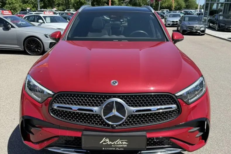 Mercedes-Benz GLC 300 (Clasa GLC) din 2024 cu 39.620 km - oferta MER197473 - foto 3