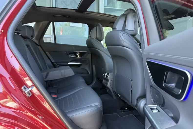 Mercedes-Benz GLC 300 (Clasa GLC) din 2024 cu 39.620 km - oferta MER197473 - foto 14
