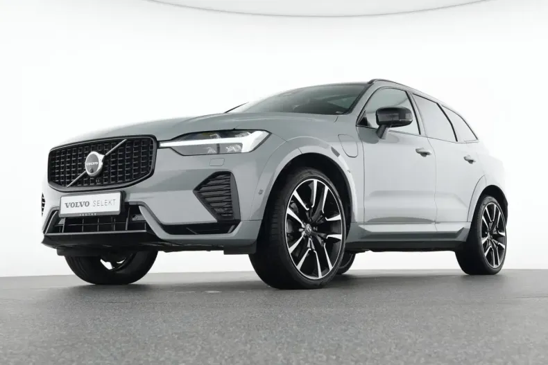 Volvo XC60 din 2023 cu 30.500 km - oferta VOL197475 - foto 1