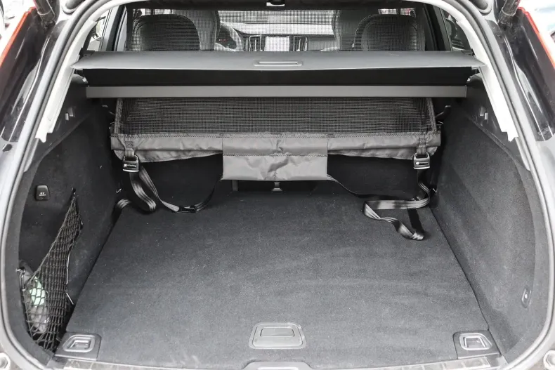 Volvo XC60 din 2024 cu 25.177 km - oferta VOL197479 - foto 15