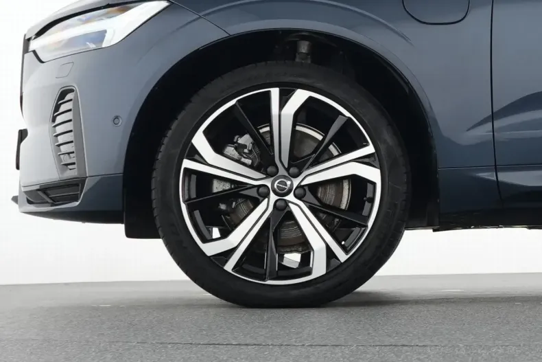 Volvo XC60 din 2023 cu 46.399 km - oferta VOL197481 - foto 19