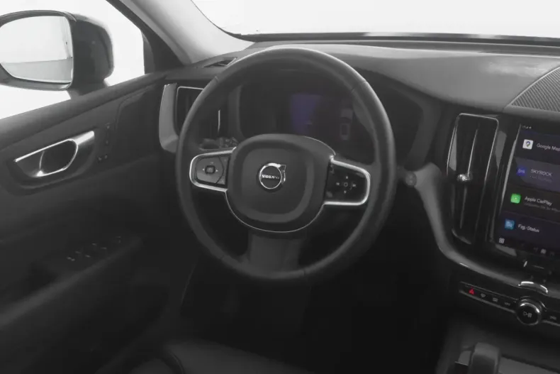 Volvo XC60 din 2023 cu 42.950 km - oferta VOL197483 - foto 4