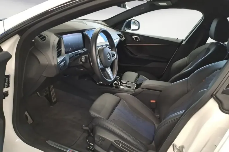 BMW 220i (Seria 2) din 2024 cu 12.881 km - oferta BMW197484 - foto 7