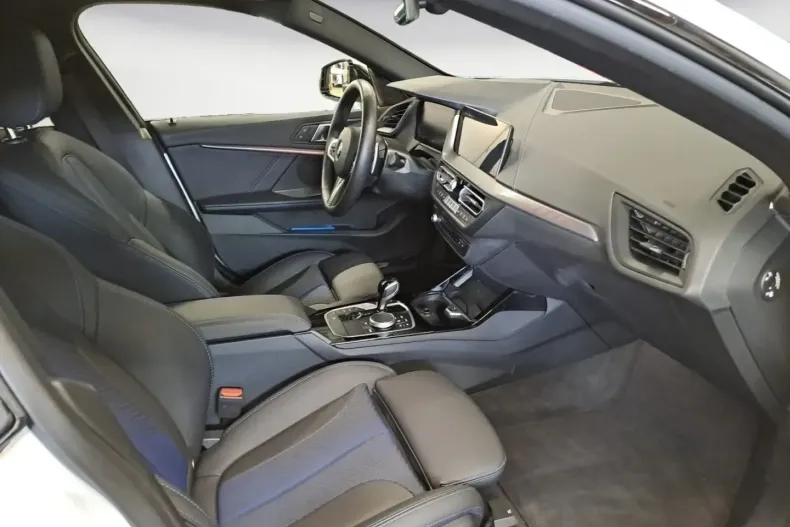 BMW 220i (Seria 2) din 2024 cu 12.881 km - oferta BMW197484 - foto 8