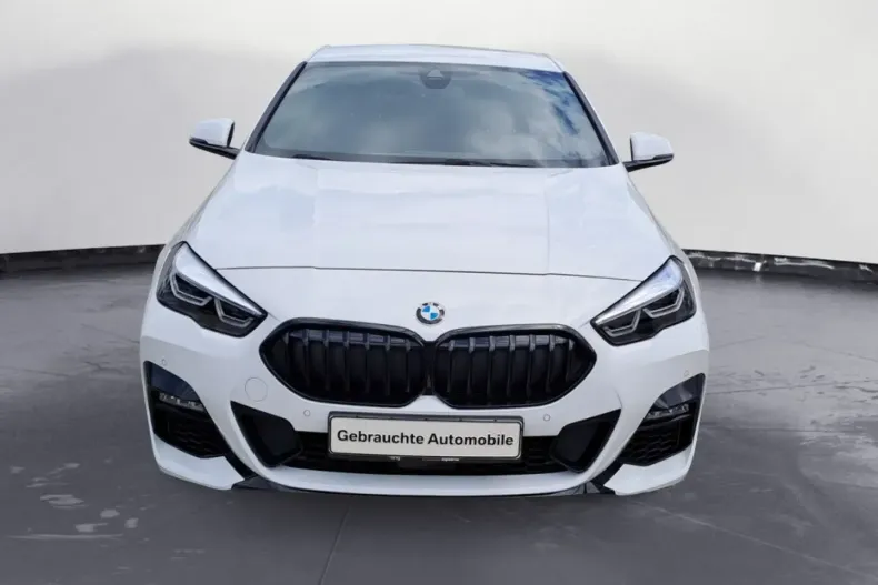 BMW 220i (Seria 2) din 2024 cu 12.881 km - oferta BMW197484 - foto 12