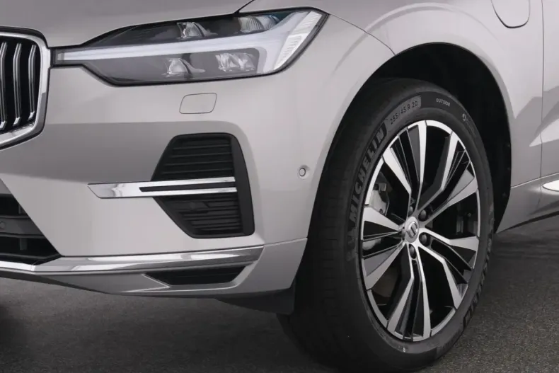 Volvo XC60 din 2023 cu 19.394 km - oferta VOL197485 - foto 8