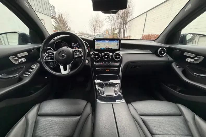 Mercedes-Benz GLC 300 (Clasa GLC) din 2022 cu 46.000 km - oferta MER197493 - foto 12