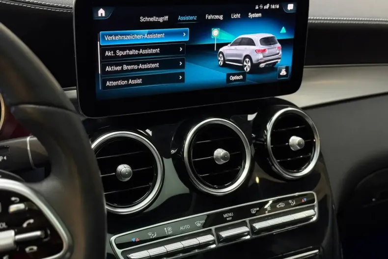 Mercedes-Benz GLC 300 (Clasa GLC) din 2021 cu 81.170 km - oferta MER197496 - foto 19