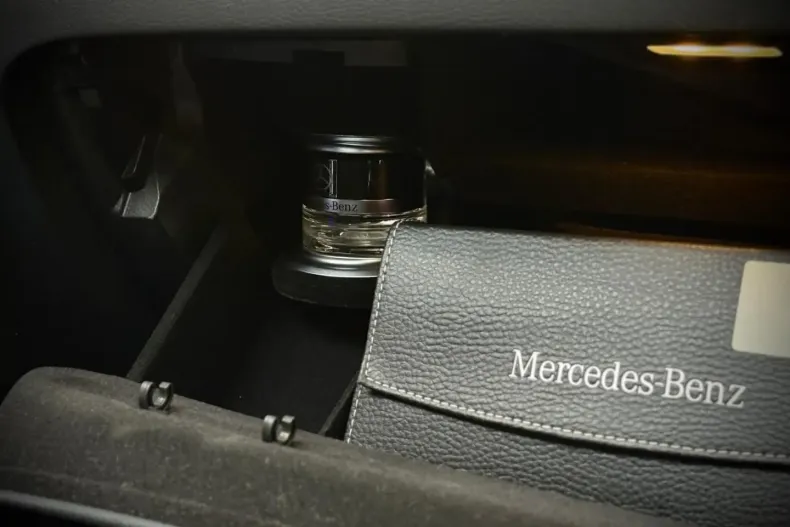 Mercedes-Benz GLC 300 (Clasa GLC) din 2021 cu 81.170 km - oferta MER197496 - foto 24