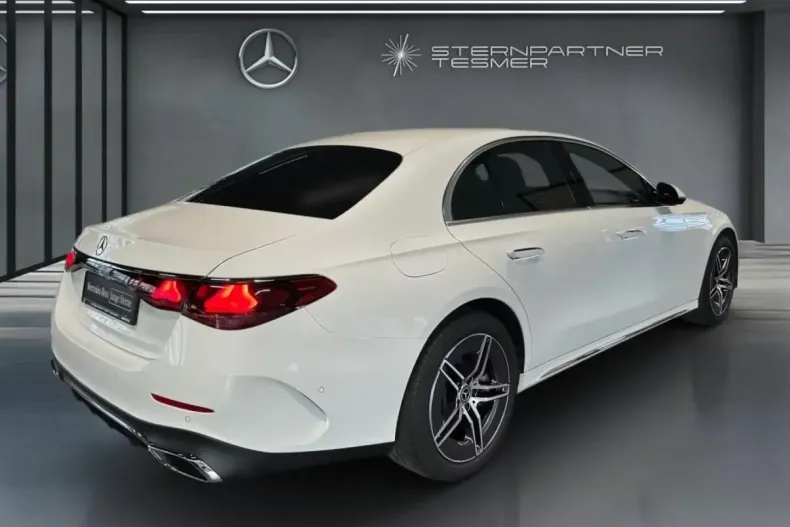Mercedes-Benz E 300 (Clasa E) din 2024 cu 16.150 km - oferta MER197498 - foto 3