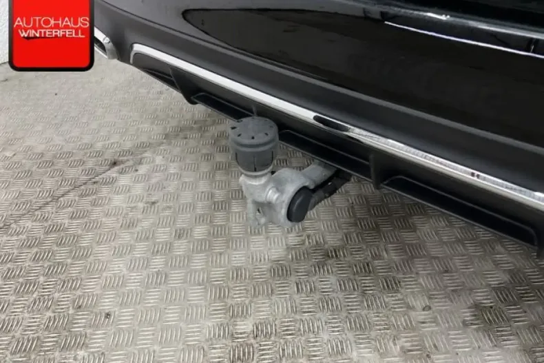 Mercedes-Benz E 300 (Clasa E) din 2024 cu 65.175 km - oferta MER197499 - foto 12