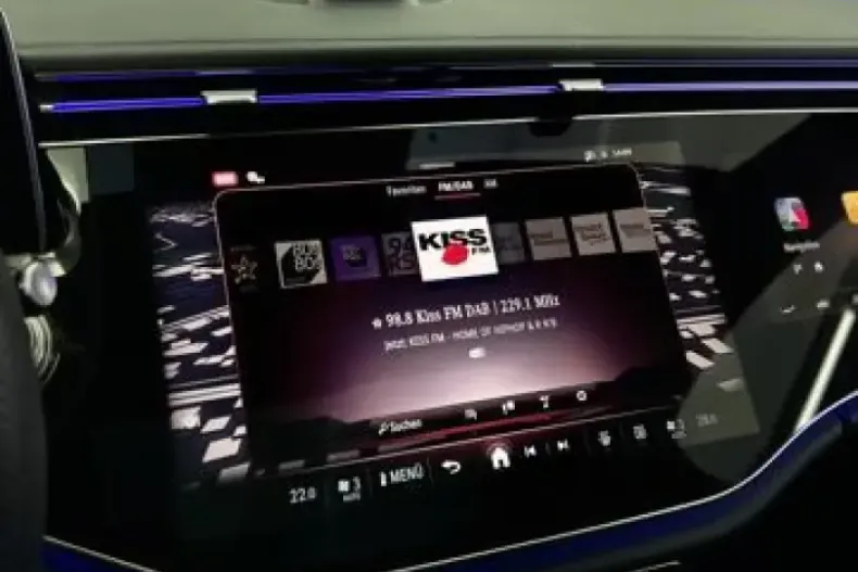 Mercedes-Benz E 300 (Clasa E) din 2024 cu 65.175 km - oferta MER197499 - foto 30