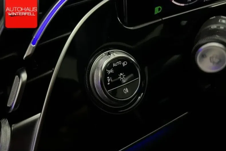 Mercedes-Benz E 300 (Clasa E) din 2024 cu 65.175 km - oferta MER197499 - foto 46