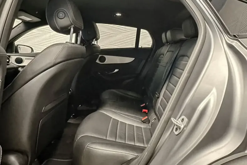 Mercedes-Benz GLC 300 (Clasa GLC) din 2022 cu 61.277 km - oferta MER197502 - foto 21