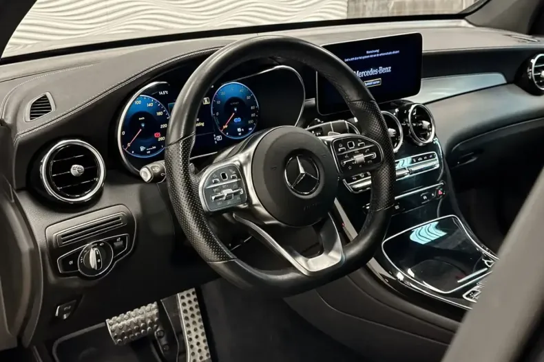 Mercedes-Benz GLC 300 (Clasa GLC) din 2022 cu 61.277 km - oferta MER197502 - foto 26