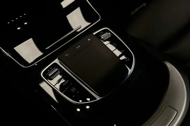 Mercedes-Benz GLC 300 (Clasa GLC) din 2022 cu 61.277 km - oferta MER197502 - foto 31