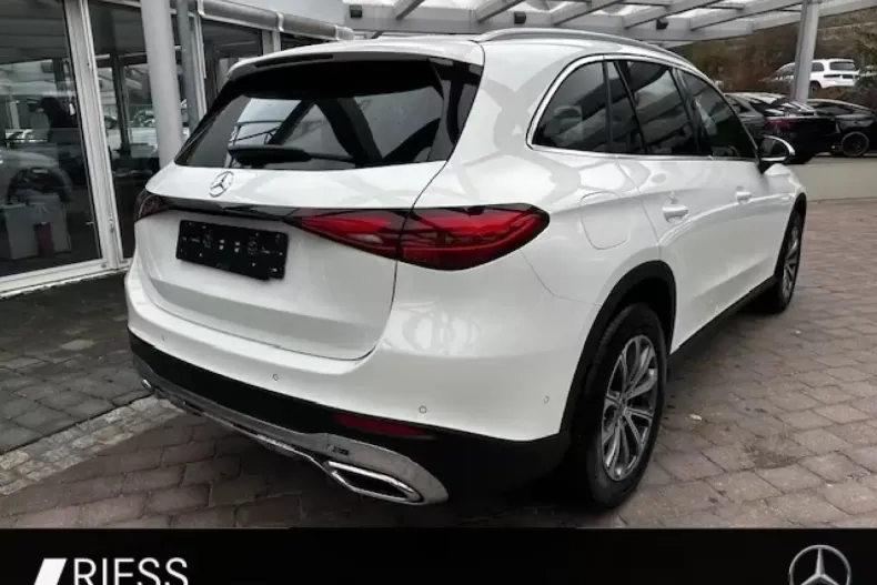Mercedes-Benz GLC 200 (Clasa GLC) din 2025 cu 10.334 km - oferta MER197503 - foto 4
