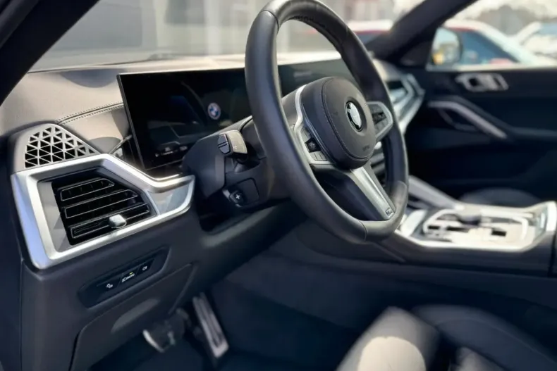 BMW X6 (Seria X) din 2025 cu 4.102 km - oferta BMW197504 - foto 9