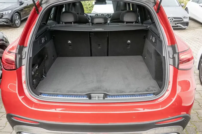 Mercedes-Benz GLC 220 (Clasa GLC) din 2023 cu 7.916 km - oferta MER197505 - foto 4