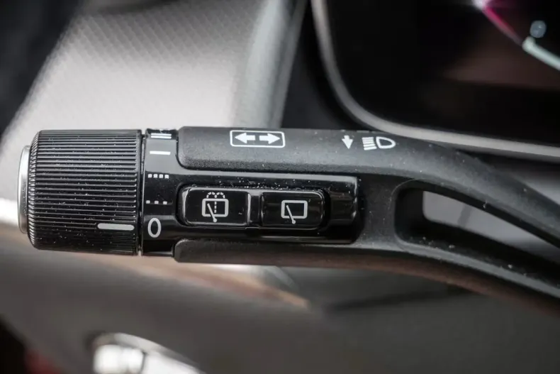 Mercedes-Benz GLC 220 (Clasa GLC) din 2023 cu 7.916 km - oferta MER197505 - foto 11