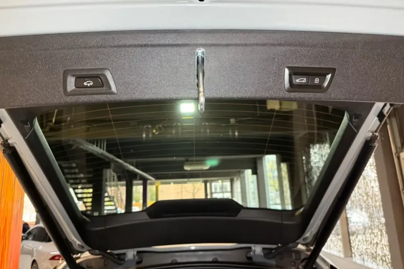 BMW X6 (Seria X) din 2024 cu 21.209 km - oferta BMW197506 - foto 32