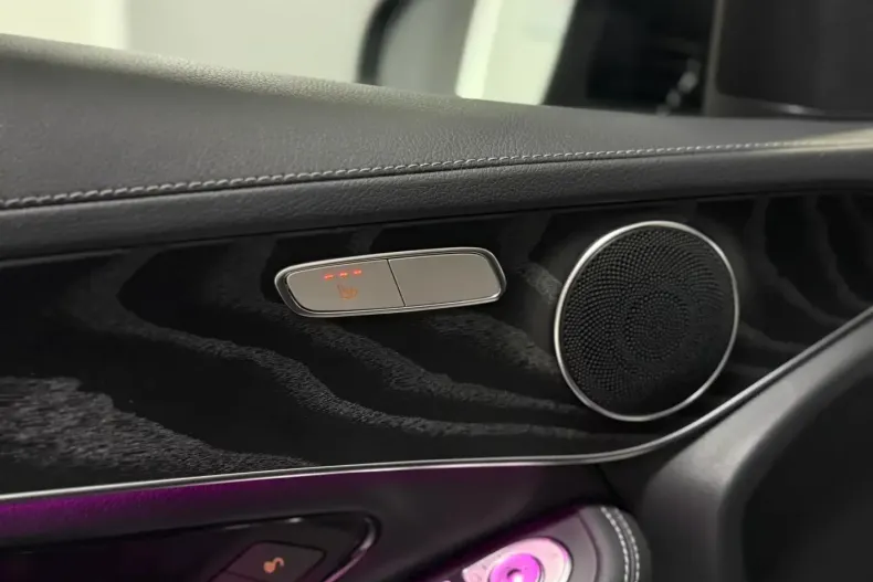 Mercedes-Benz GLC 300 (Clasa GLC) din 2022 cu 60.648 km - oferta MER197508 - foto 16