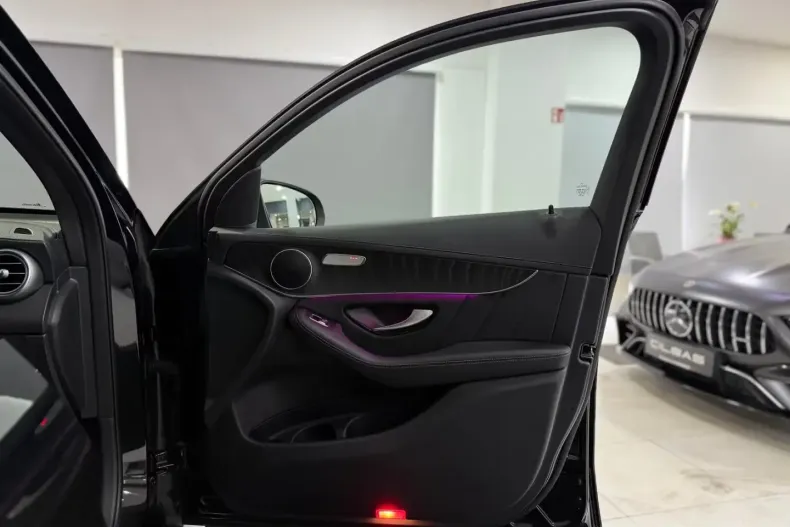 Mercedes-Benz GLC 300 (Clasa GLC) din 2022 cu 60.648 km - oferta MER197508 - foto 28