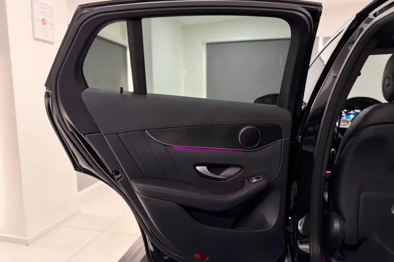 Mercedes-Benz GLC 300 (Clasa GLC) din 2022 cu 60.648 km - oferta MER197508 - foto 30