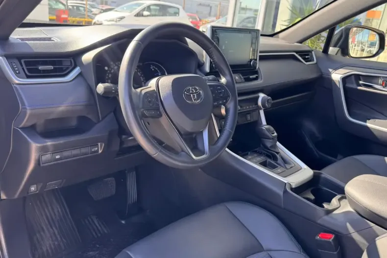 Toyota RAV4 din 2021 cu 45.987 km - oferta TOY197509 - foto 12