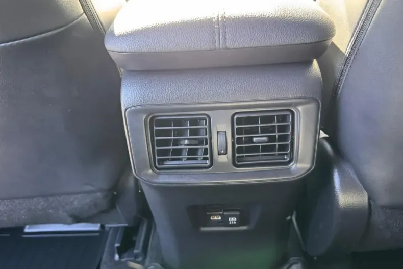 Toyota RAV4 din 2021 cu 45.987 km - oferta TOY197509 - foto 19