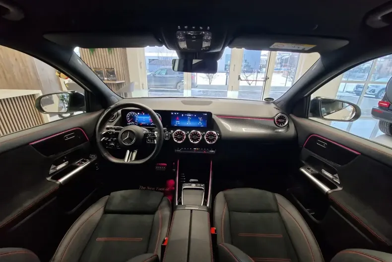 Mercedes-Benz GLA 200 (Clasa GLA) din 2025 cu 9.100 km - oferta MER197511 - foto 3