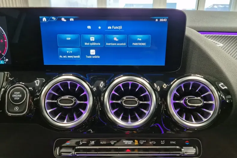 Mercedes-Benz GLA 200 (Clasa GLA) din 2025 cu 9.100 km - oferta MER197511 - foto 29