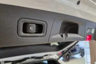 Mercedes-Benz GLA 200 (Clasa GLA) din 2025 cu 9.100 km - oferta MER197511 - foto 38