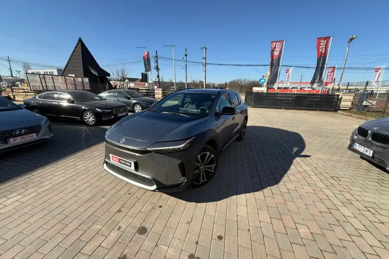 Toyota bZ4X din 2024 cu 6.003 km - oferta TOY197512 - foto 10