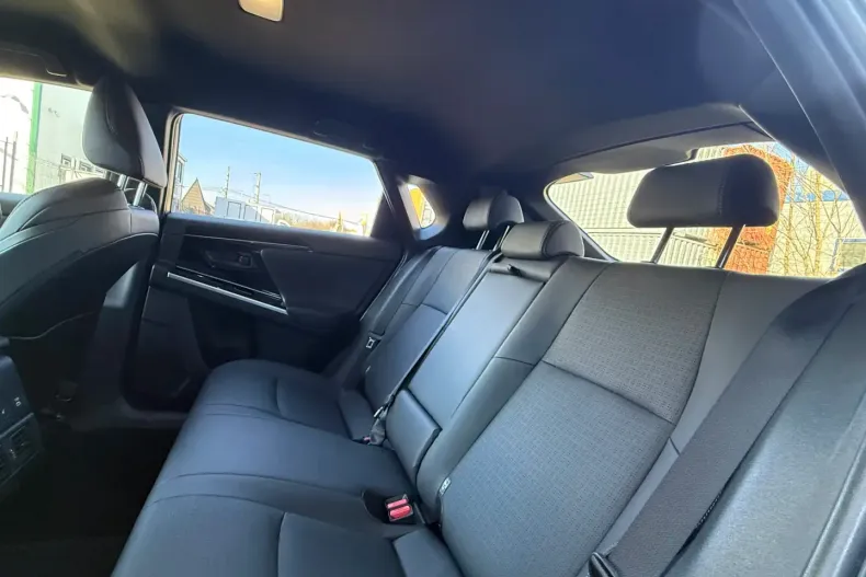 Toyota bZ4X din 2024 cu 6.003 km - oferta TOY197512 - foto 14