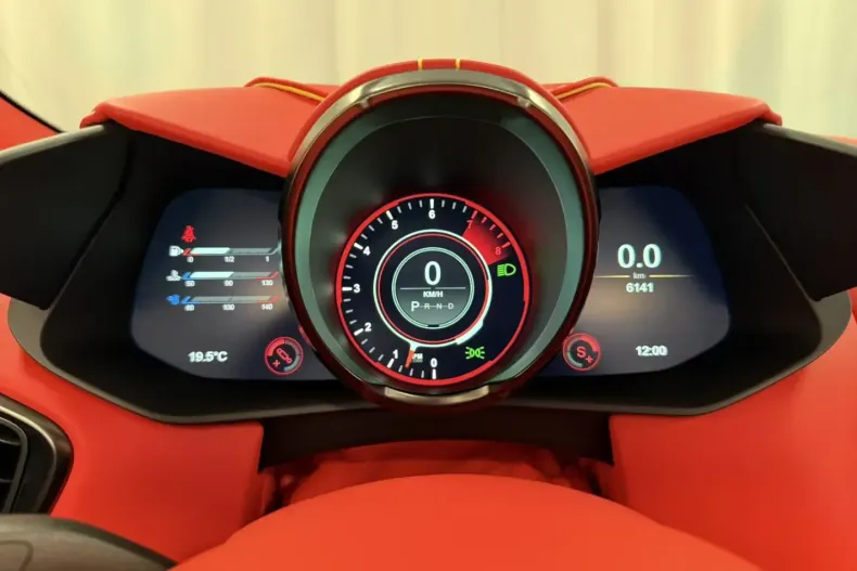 Aston Martin DBS din 2022 cu 6.160 km - oferta AST197514 - foto 17