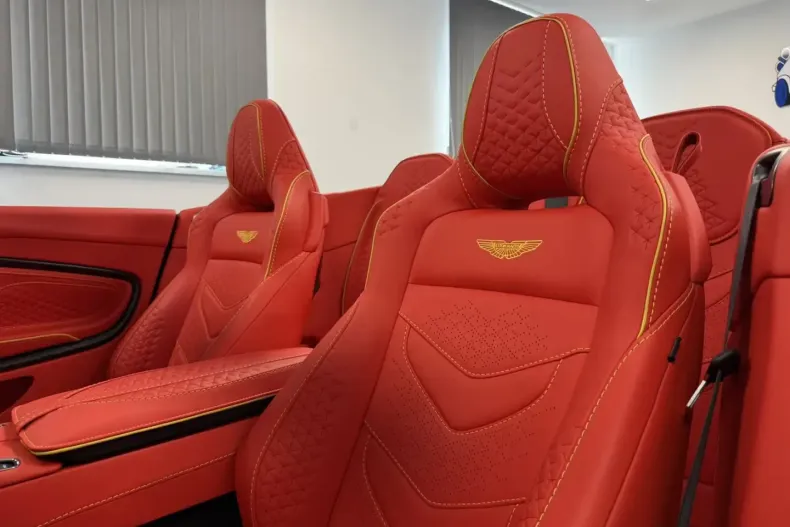 Aston Martin DBS din 2022 cu 6.160 km - oferta AST197514 - foto 27