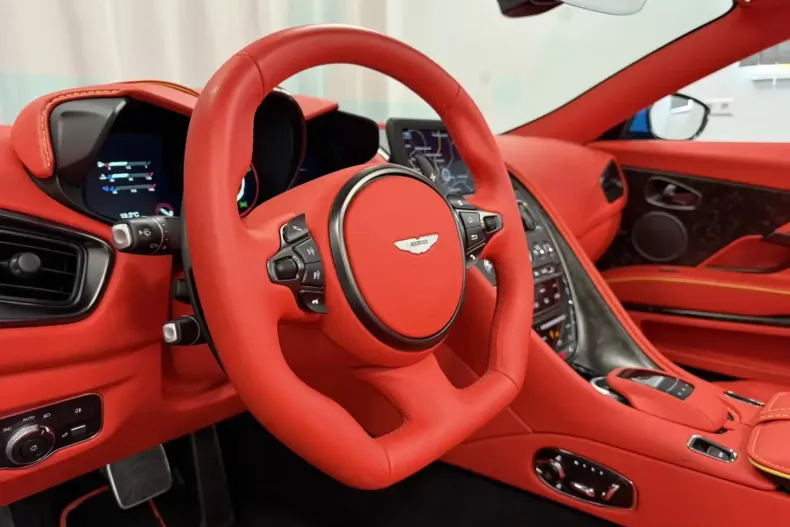 Aston Martin DBS din 2022 cu 6.160 km - oferta AST197514 - foto 29