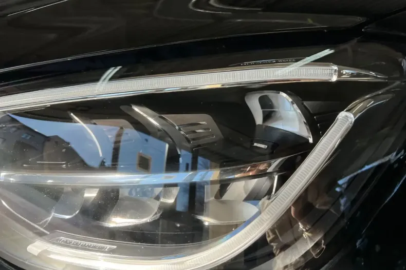 Mercedes-Benz GLC 300 (Clasa GLC) din 2021 cu 100.000 km - oferta MER197518 - foto 5