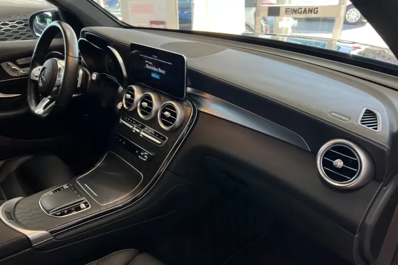 Mercedes-Benz GLC 300 (Clasa GLC) din 2021 cu 100.000 km - oferta MER197518 - foto 19