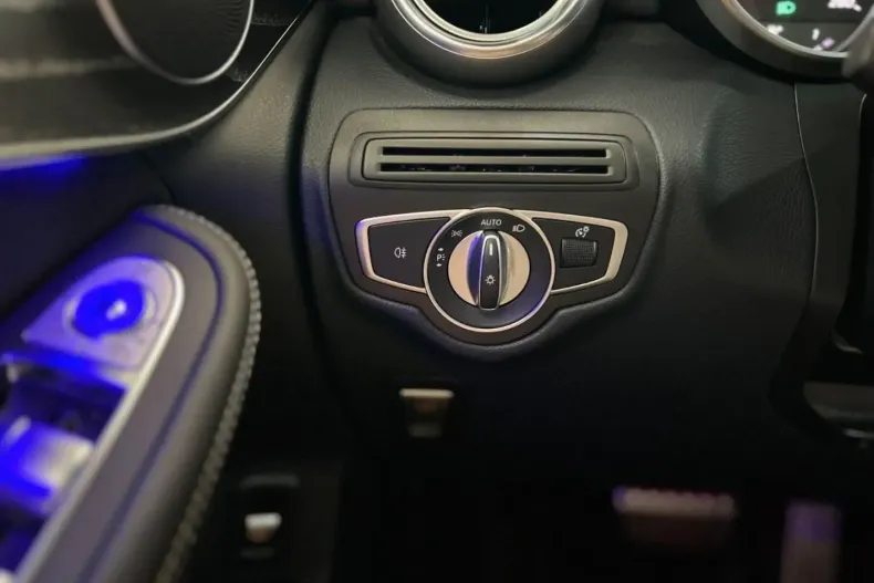 Mercedes-Benz GLC 300 (Clasa GLC) din 2021 cu 100.000 km - oferta MER197518 - foto 33