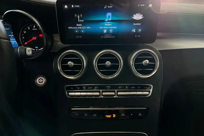 Mercedes-Benz GLC 300 (Clasa GLC) din 2021 cu 100.000 km - oferta MER197518 - foto 35