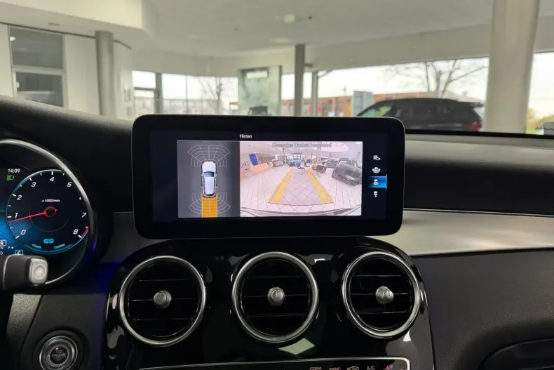 Mercedes-Benz GLC 200 (Clasa GLC) din 2022 cu 87.242 km - oferta MER197519 - foto 15