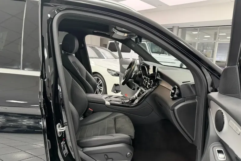 Mercedes-Benz GLC 200 (Clasa GLC) din 2022 cu 87.242 km - oferta MER197519 - foto 17