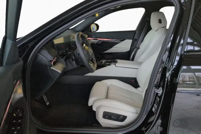 BMW 520 (Seria 5) din 2025 cu 3.000 km - oferta BMW197521 - foto 2