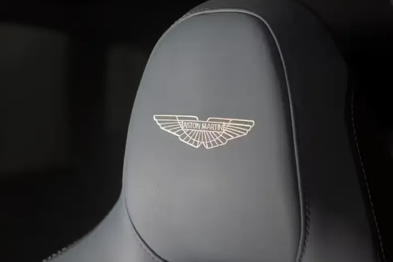 Aston Martin DBX din 2023 cu 8.200 km - oferta AST197524 - foto 9